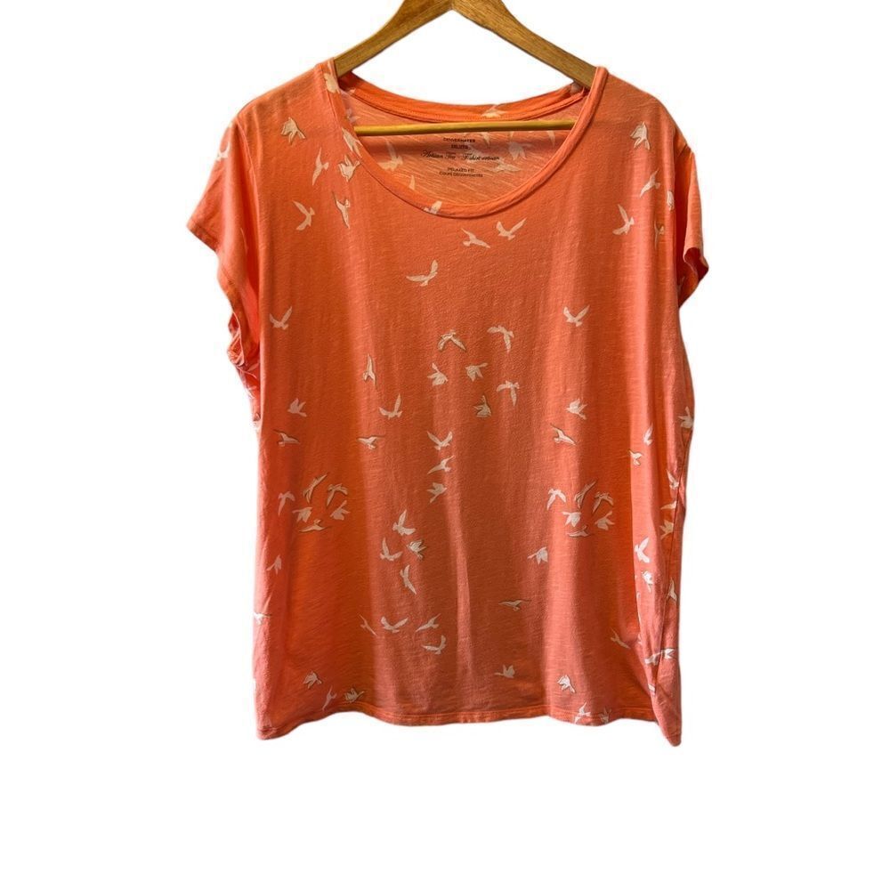 DENVER HAYES Artisan Design Coral Bird Print Scoop Neck Short Sleeve Light Tee
